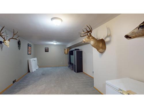 5 Clearwater Place, Elkford, BC - Indoor Photo Showing Laundry Room
