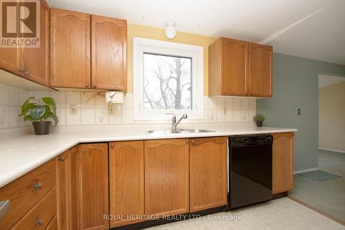 8A Eastbank Dr, Clarington, ON - Indoor Photo Showing Kitchen With Double Sink