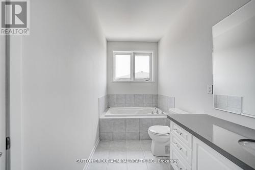 113 Crimson Forest Drive, Vaughan, ON - Indoor Photo Showing Bathroom