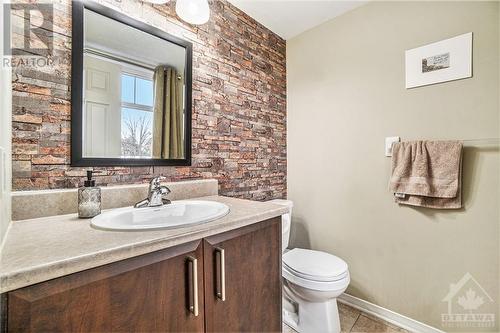 500 Reardon Private, Ottawa, ON - Indoor Photo Showing Bathroom