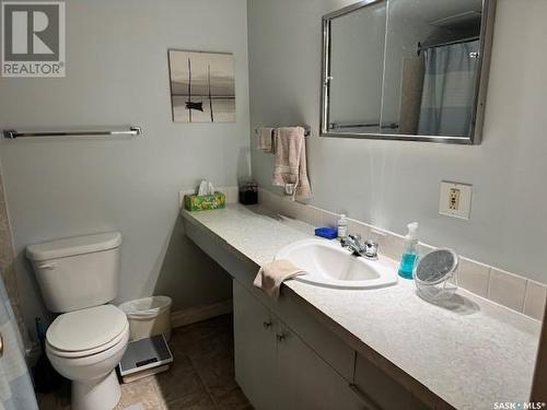 9 131 Angus Road, Regina, SK - Indoor Photo Showing Bathroom