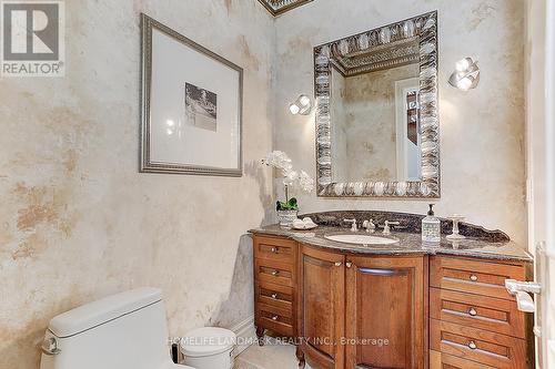 319 Princess Ave, Toronto, ON - Indoor Photo Showing Bathroom