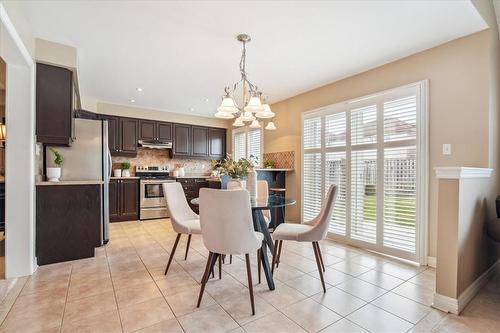 1009 Holdsworth Crescent, Milton, ON - Indoor Photo Showing Dining Room