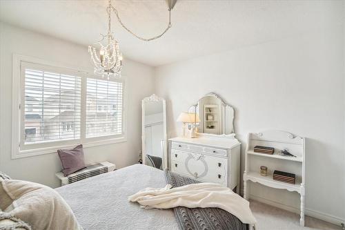 1009 Holdsworth Crescent, Milton, ON - Indoor Photo Showing Bedroom