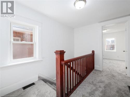 581 2Nd Avenue E, Owen Sound, ON - Indoor Photo Showing Other Room