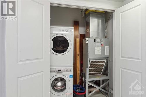 242 Rideau Street Unit#604, Ottawa, ON - Indoor Photo Showing Laundry Room