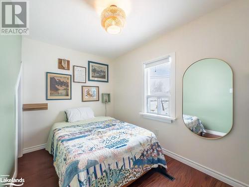 1 Harriet Street, Mckellar, ON - Indoor Photo Showing Bedroom