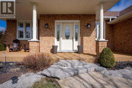 81 South Harbour Dr, Kawartha Lakes, ON - Outdoor