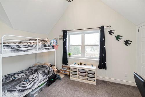 361 Ridge Road W, Grimsby, ON - Indoor Photo Showing Bedroom