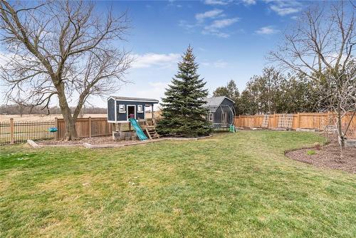 361 Ridge Road W, Grimsby, ON - Outdoor With Backyard