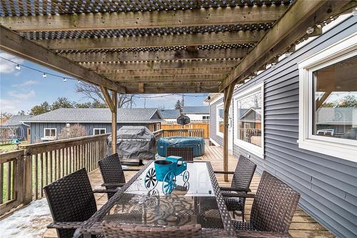 361 Ridge Road W, Grimsby, ON - Outdoor With Deck Patio Veranda With Exterior