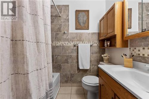 10 Mckay Street, Petawawa, ON - Indoor Photo Showing Bathroom