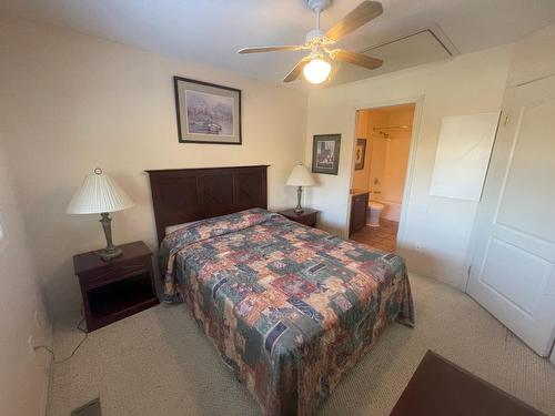 629-631 - 600 Riverside Way, Fernie, BC - Indoor Photo Showing Bedroom