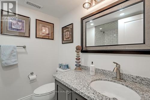 #6 -509 Elizabeth St, Burlington, ON - Indoor Photo Showing Bathroom