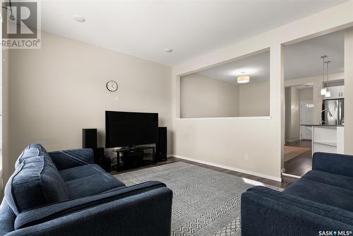3408 Green Turtle Road, Regina, SK - Indoor Photo Showing Living Room