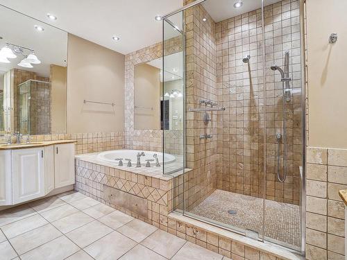 Salle de bains attenante Ã  la CCP - 301-433 Rue Ste-Hélène, Montréal (Ville-Marie), QC - Indoor Photo Showing Bathroom