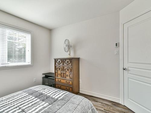 Chambre Ã Â coucher - 1 Rue Cécile, Sainte-Anne-Des-Plaines, QC - Indoor Photo Showing Bedroom