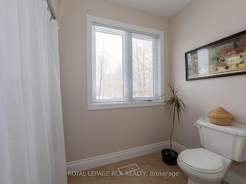 154 Sutter St, Grey Highlands, ON - Indoor Photo Showing Bathroom