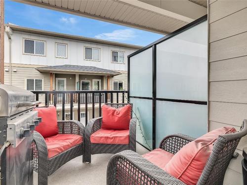21-255 Taylor Road, Kelowna, BC - Outdoor With Deck Patio Veranda With Exterior