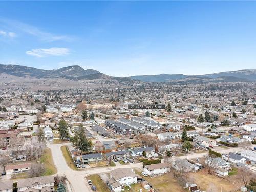 21-255 Taylor Road, Kelowna, BC - Outdoor With View