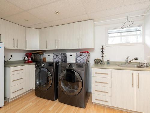 Laundry room - 2742 Rue Bordeaux, Mascouche, QC - Indoor Photo Showing Laundry Room