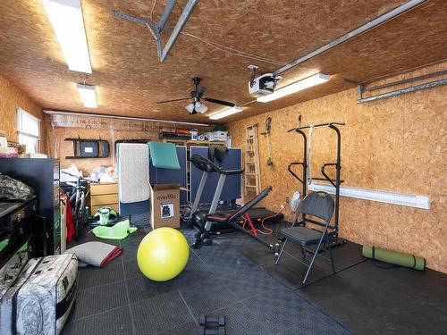 Garage - 2742 Rue Bordeaux, Mascouche, QC - Indoor Photo Showing Gym Room