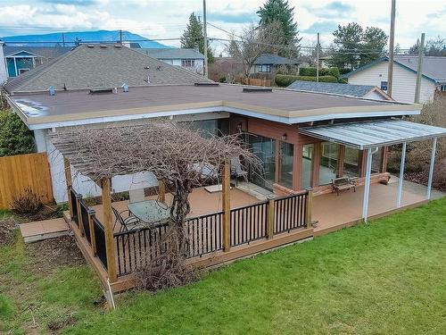 6156 Grieve Rd, Duncan, BC - Outdoor With Deck Patio Veranda