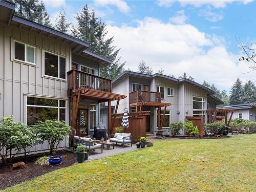 38-1059 Tanglewood Pl, Parksville, BC - Outdoor With Balcony