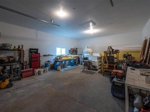 1720 Oliver Ranch Road, Okanagan Falls, BC - Indoor Photo Showing Garage