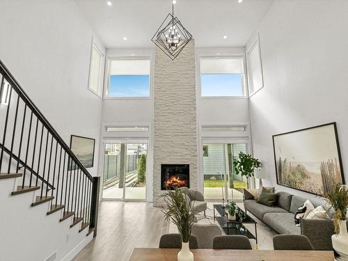 590 Radant Road, Kelowna, BC - Indoor With Fireplace