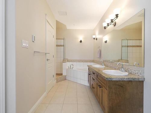 117-3666 Royal Vista Way, Courtenay, BC - Indoor Photo Showing Bathroom