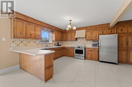 3065 17Th Side Rd, King, ON - Indoor Photo Showing Kitchen
