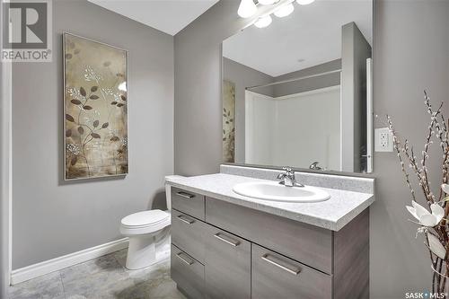 5 4801 Trinity Lane, Regina, SK - Indoor Photo Showing Bathroom