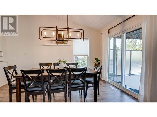 2515 Pineridge Place, West Kelowna, BC - Indoor Photo Showing Dining Room