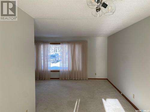 157 Riddell Crescent, Regina, SK - Indoor Photo Showing Other Room
