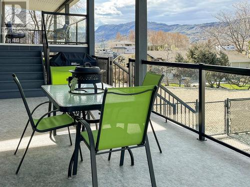 6806 97Th Street, Osoyoos, BC - Outdoor With Exterior