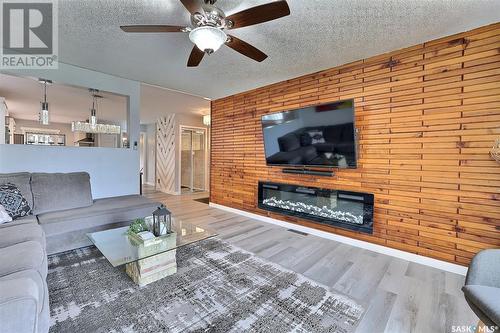 3107 6Th Avenue N, Regina, SK - Indoor Photo Showing Living Room With Fireplace
