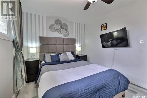 3107 6Th Avenue N, Regina, SK - Indoor Photo Showing Bedroom