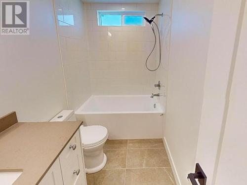 202-7440 Nootka Street, Powell River, BC - Indoor Photo Showing Bathroom