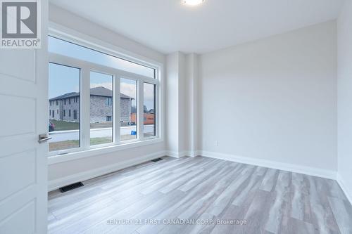 240 Leitch St, Dutton/Dunwich, ON - Indoor Photo Showing Other Room