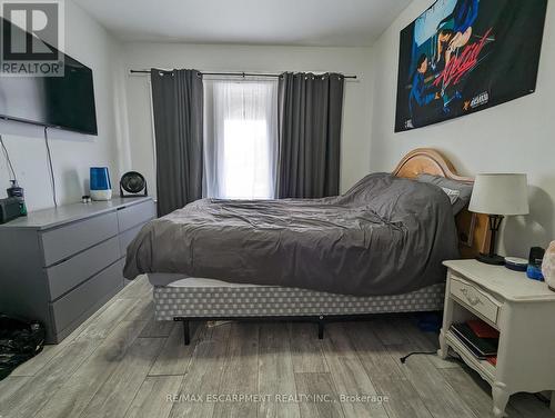 22 Lottridge Street, Hamilton, ON - Indoor Photo Showing Bedroom