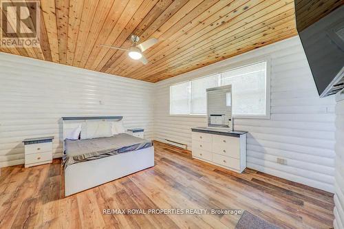 28 Goodman Road, Kawartha Lakes, ON - Indoor Photo Showing Other Room