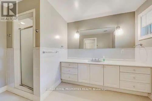 28 Goodman Road, Kawartha Lakes, ON - Indoor Photo Showing Bathroom