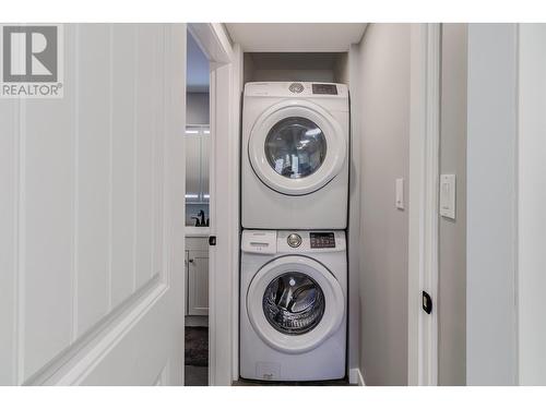 4725 Chilcotin Crescent, 108 Mile Ranch, BC - Indoor Photo Showing Laundry Room