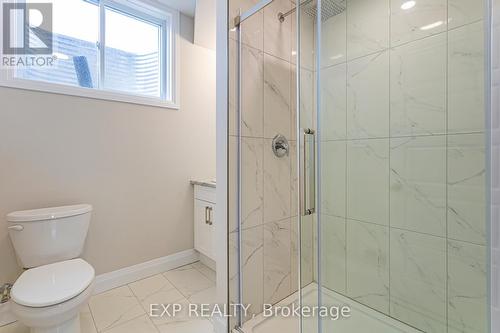 2212 Saddlerock Ave, London, ON - Indoor Photo Showing Bathroom