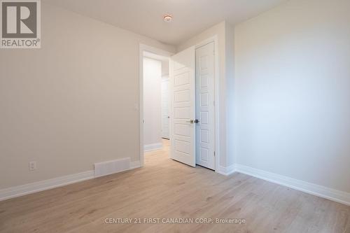 242 Leitch St, Dutton/Dunwich, ON - Indoor Photo Showing Other Room