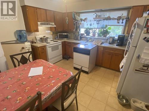 3710 Eby Street, Terrace, BC - Indoor Photo Showing Kitchen