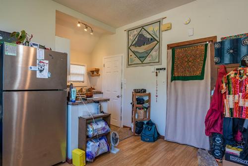 916 Edgewood Avenue, Nelson, BC - Indoor Photo Showing Other Room