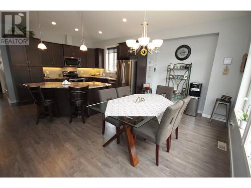 6833 Meadows Drive Unit# 37, Oliver, BC - Indoor Photo Showing Dining Room