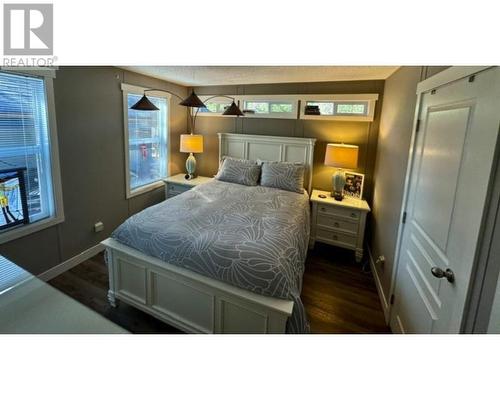4861 Birch Lane, Barriere, BC - Indoor Photo Showing Bedroom